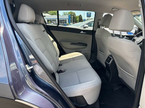 Used 2022 Kia Sportage LX FWD image 20