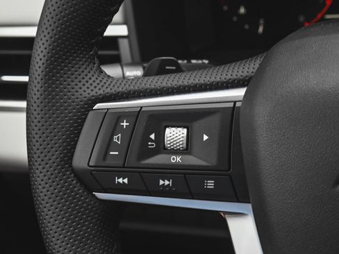 New 2025 Mitsubishi Outlander SE image 20