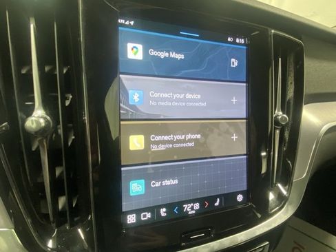 Certified 2025 Volvo S60 B5 Core image 18