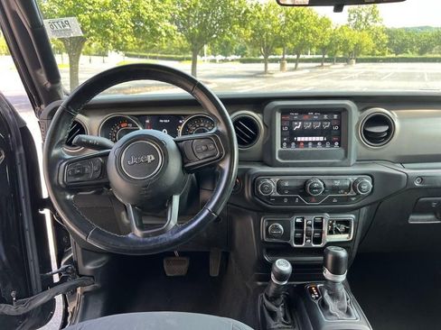 Used 2021 Jeep Wrangler Unlimited Sport image 21