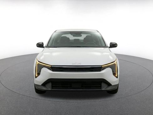 Used 2025 Kia K4 FWD image 2