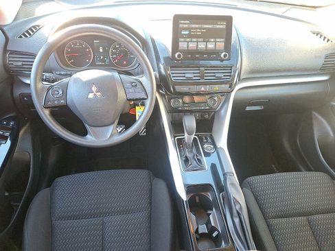Used 2022 Mitsubishi Eclipse Cross LE image 12