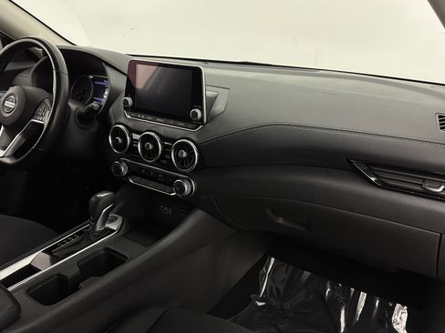 Used 2022 Nissan Sentra SV image 32