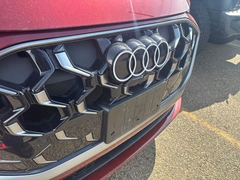 Certified 2025 Audi Q5 Premium Plus w/ Premium Plus AWD/4WD image 12