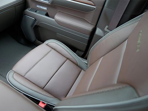 New 2026 GMC Sierra 1500 Denali w/ Denali Reserve Package image 23