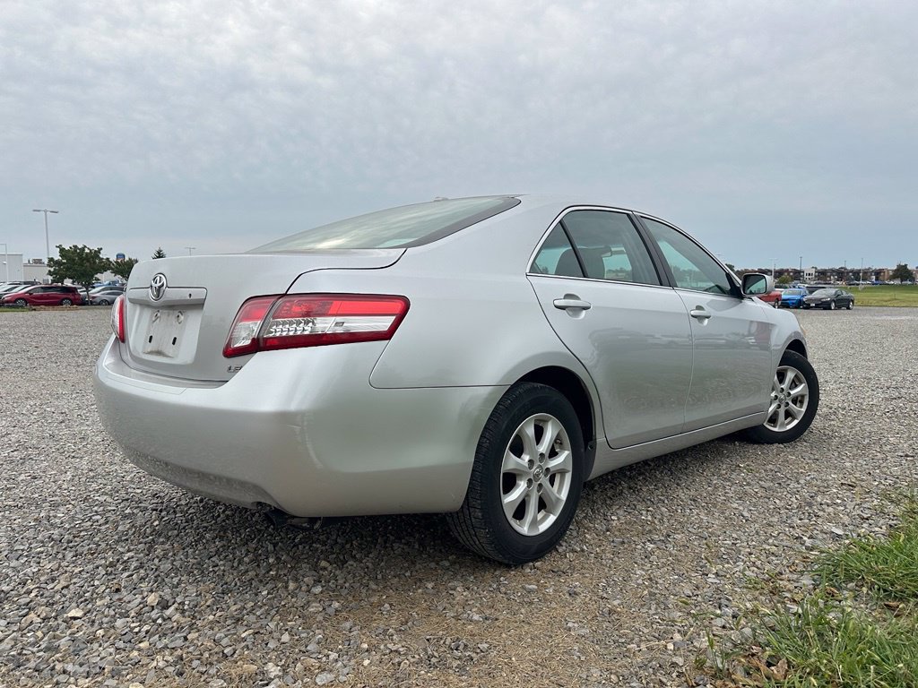 Used 2011 Toyota Camry LE w/ LE Extra-Value Pkg FWD image 10