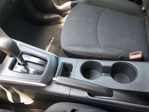 Used 2019 Nissan Sentra S image 29