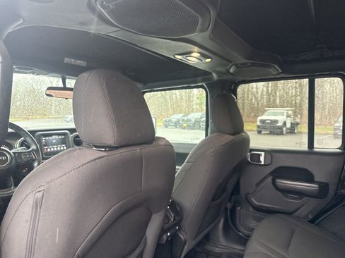 Used 2022 Jeep Wrangler Unlimited Willys image 16