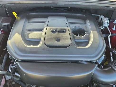 Used 2020 Jeep Grand Cherokee Altitude RWD image 11