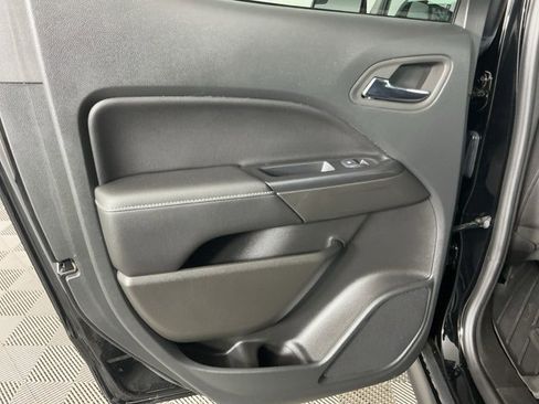 Used 2022 GMC Canyon Elevation image 24