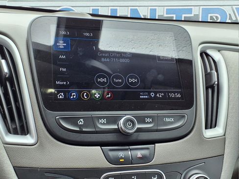 Used 2022 Chevrolet Malibu LT image 16