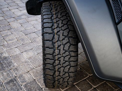 Used 2022 Jeep Gladiator Rubicon w/ LED Lighting Group image 36