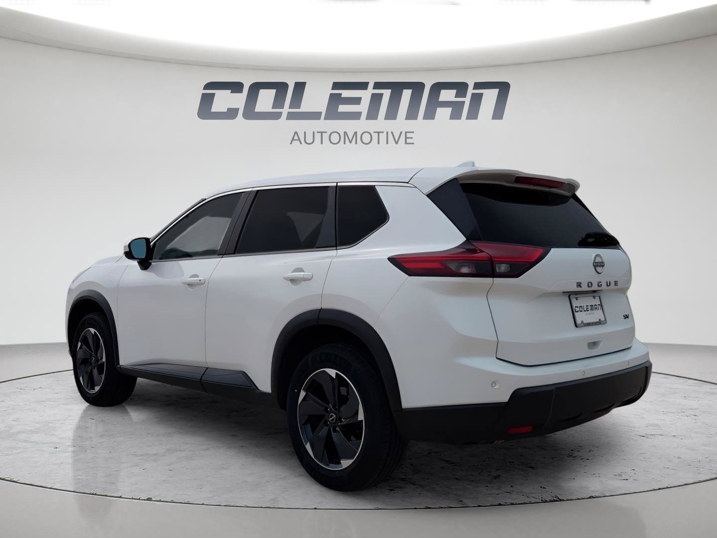 Used 2024 Nissan Rogue SV FWD image 7