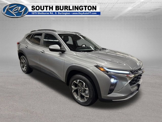 Used 2024 Chevrolet Trax LT w/ Driver Confidence Package FWD image 9