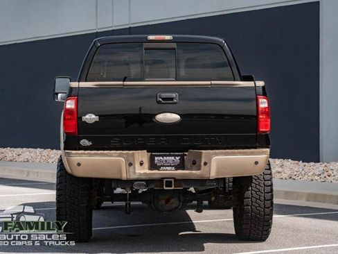 Used 2012 Ford F250 King Ranch w/ King Ranch w/Chrome Pkg AWD/4WD image 8