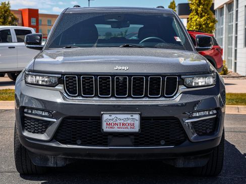 Used 2025 Jeep Grand Cherokee Limited w/ Luxury Tech Group II AWD/4WD image 2