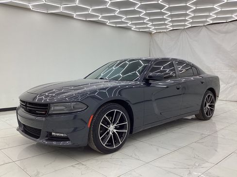 Used 2018 Dodge Charger SXT Plus image 6