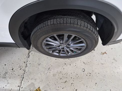 Used 2019 MAZDA CX-5 Touring FWD image 3