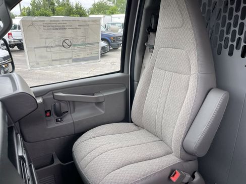 New 2025 Chevrolet Express 2500 w/ Driver Convenience Package RWD image 17