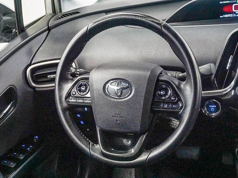Used 2020 Toyota Prius Prime XLE FWD image 16