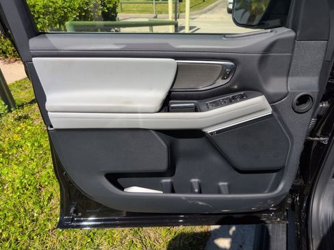 New 2026 Ford Expedition Platinum w/ Driver's Package AWD/4WD image 28