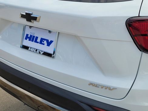 New 2026 Chevrolet Trax ACTIV w/ Driver Confidence Package FWD image 4