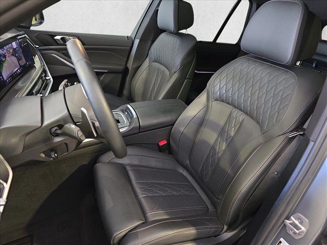 Used 2026 BMW X5 M60i AWD/4WD image 15