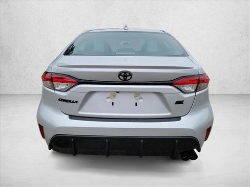 Used 2026 Toyota Corolla SE FWD image 6