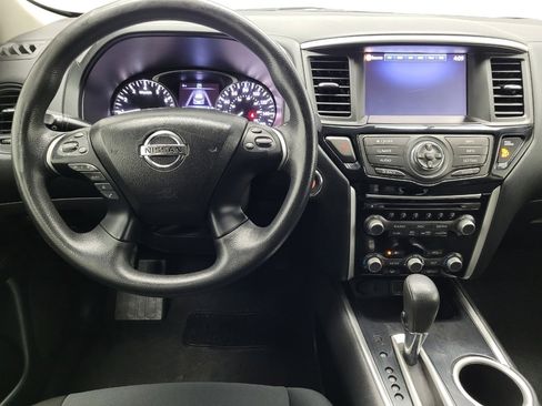 Used 2019 Nissan Pathfinder S image 22