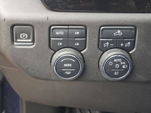 Used 2023 Chevrolet Silverado 1500 RST AWD/4WD image 22