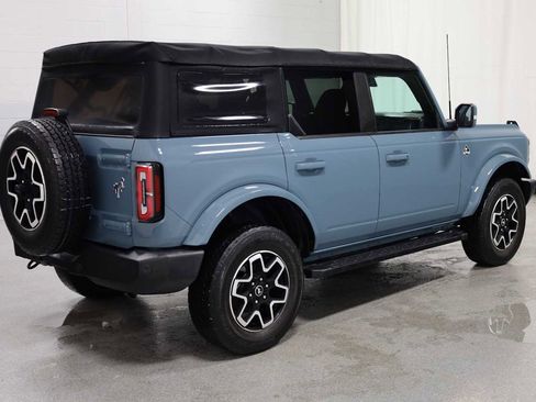 Used 2021 Ford Bronco Outer Banks image 9