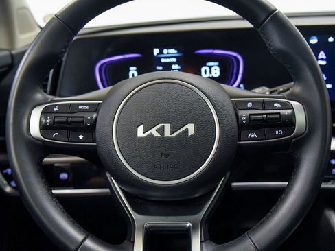 Used 2025 Kia Sportage EX w/ Premium Package image 25