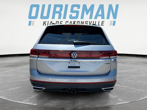 Used 2025 Volkswagen Atlas SE AWD/4WD image 5