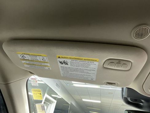 Used 2021 Lincoln Aviator Reserve w/ Equipment Group 208A image 13