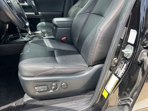 Used 2024 Toyota 4Runner TRD Off-Road Premium w/ Off Road Premium Plus Package image 13