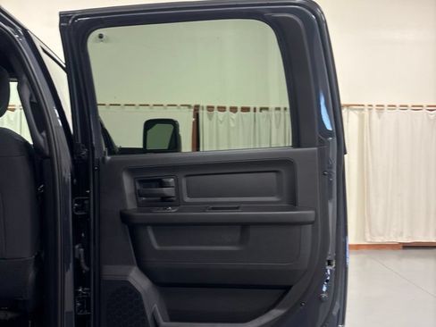 New 2026 RAM 2500 Tradesman AWD/4WD image 30