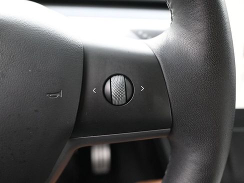 Used 2022 Tesla Model Y Performance AWD/4WD image 27