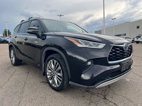 Used 2021 Toyota Highlander Platinum AWD/4WD image 8