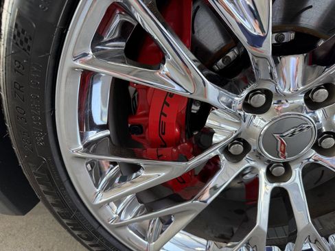 Used 2016 Chevrolet Corvette Z06 w/ 3LZ Preferred Equipment Group RWD image 42