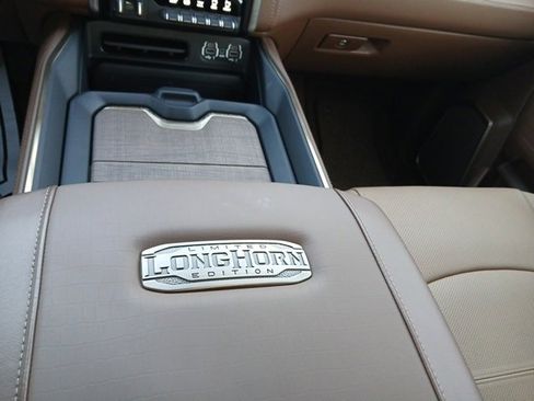 Used 2024 RAM 3500 Limited w/ Towing Technology Group image 37