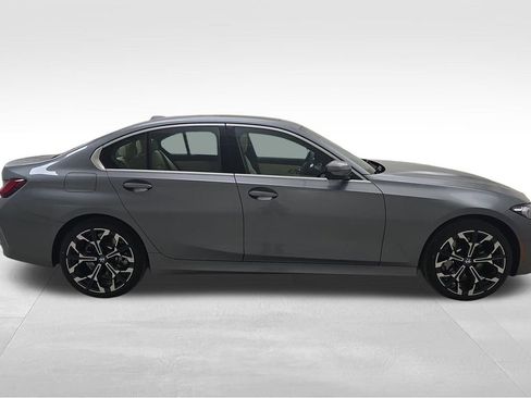 New 2026 BMW 330i xDrive Sedan w/ Convenience Package AWD/4WD image 10