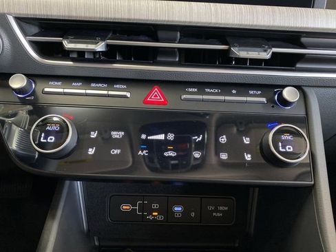 New 2025 Hyundai Sonata Limited image 21