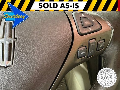 Used 2013 Lincoln MKX AWD image 25