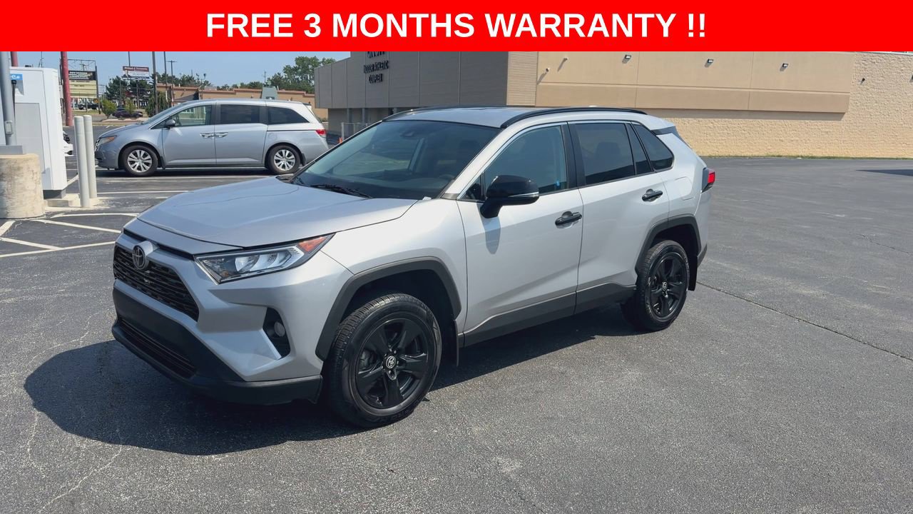 Used 2021 Toyota RAV4 XLE AWD/4WD image 4