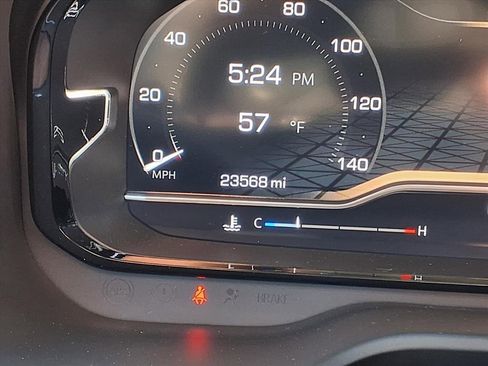 Used 2023 GMC Yukon Denali Ultimate image 21