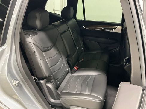 Used 2025 Cadillac XT6 Premium Luxury w/ Platinum Package AWD/4WD image 23