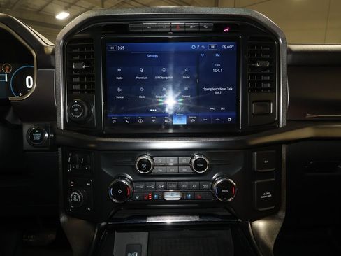 Used 2022 Ford F150 Platinum w/ Equipment Group 701A High image 17