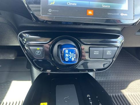 Certified 2022 Toyota Prius Limited w/ Premium Convenience Package image 15