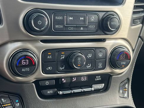 Used 2019 GMC Yukon Denali w/ Denali Ultimate Package AWD/4WD image 28