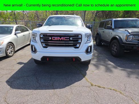 Used 2020 GMC Sierra 1500 AT4 w/ AT4 Premium Package image 1